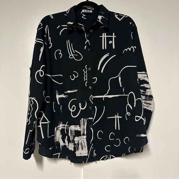 Acne Studios Tops - Acne Studios Shining Chalk Print Long Sleeved Blouse Size 36